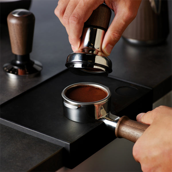 Breville Dual‑Purpose Coffee Distribution Tool, 58 mm stainless steel with walnut handle