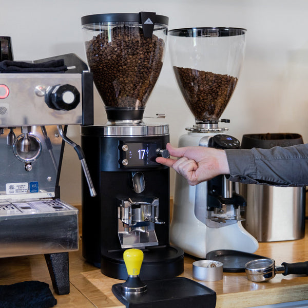 E80W espresso coffee grinder with GbS precision burrs for consistent café-grade espresso grinding