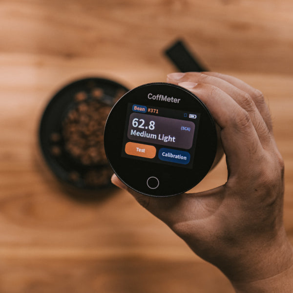 DiFluid Coffmeter A1 Tool for Checking Roast Colour
